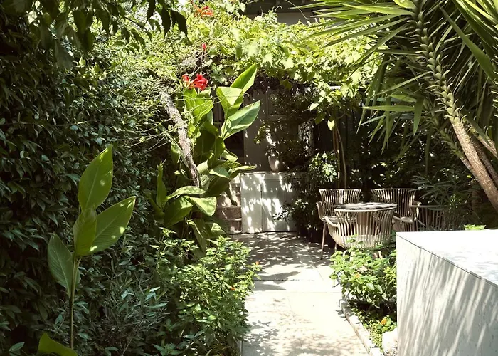 Casa Dvornik